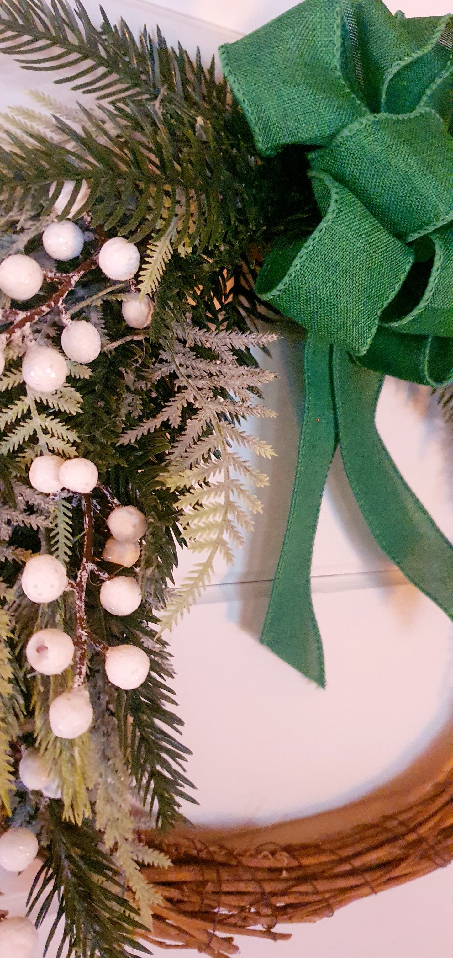 White Berry with Green Bow Wreath - 40cm