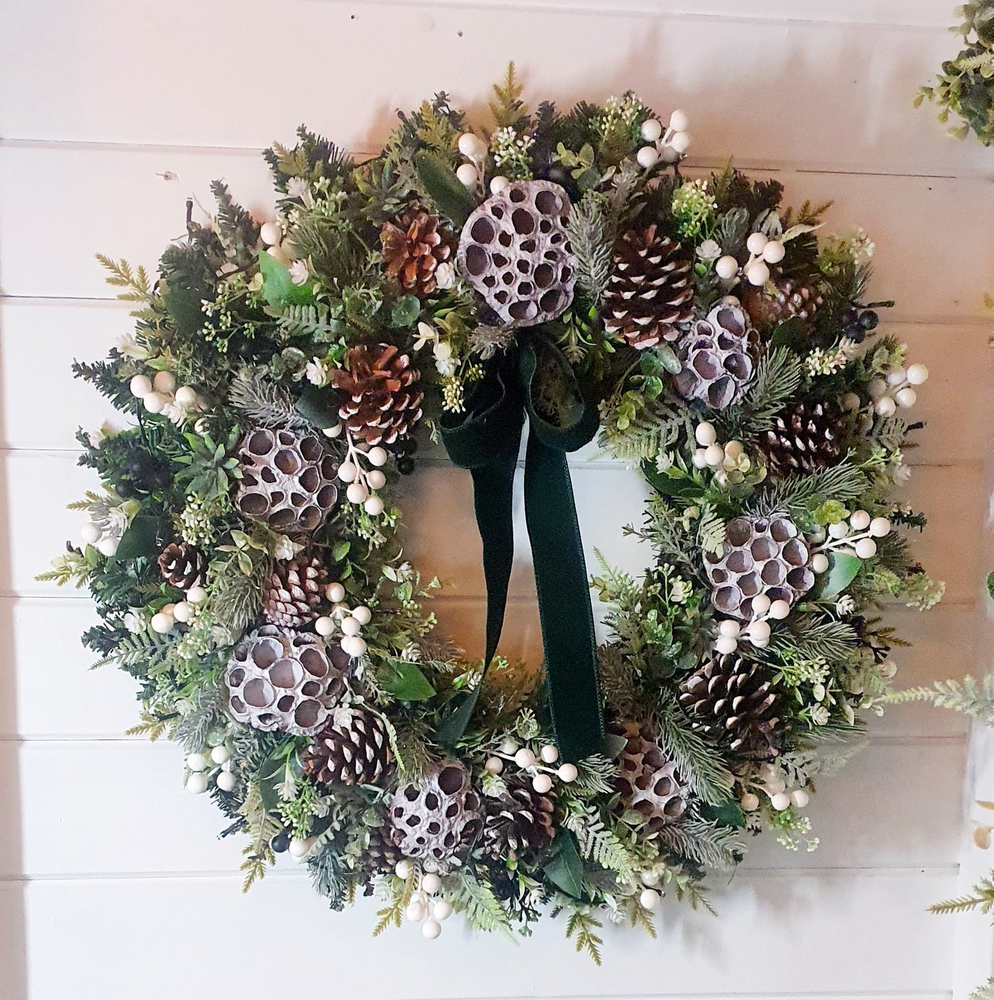 Green Velvet Ribbon Natural wreath - 55cm